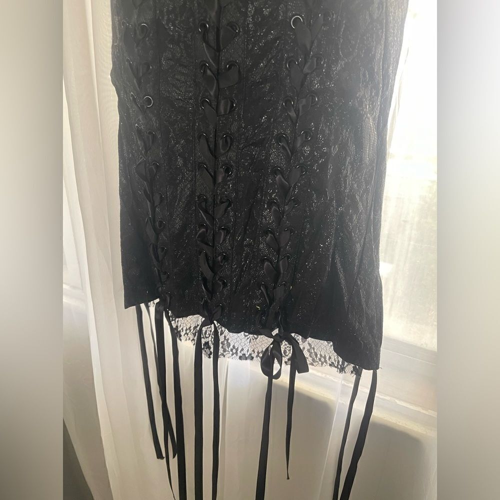 Lip Service Vintage Black Lace and Pleather PVC Corset Pencil Skirt - Picture 4 of 7